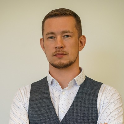 client-img